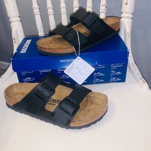 Brand {NEW} Birkenstock’s
